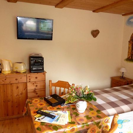Gaestezimmer Am Maerchenbrunnen Dresde Habitación foto
