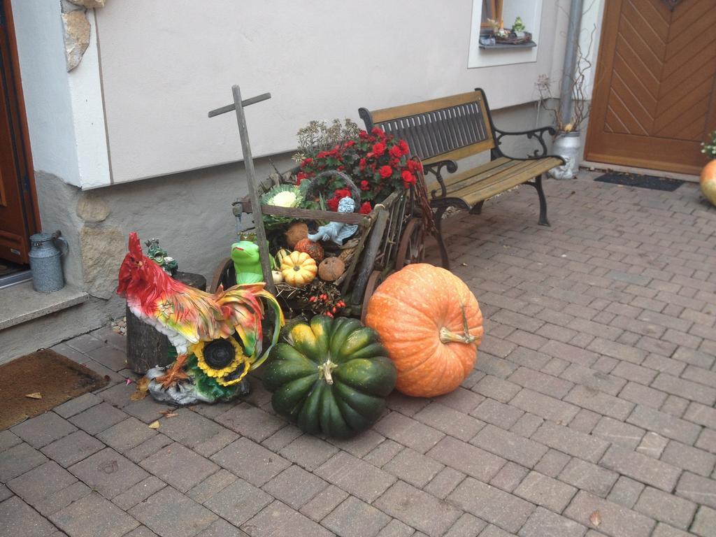 Gaestezimmer Am Maerchenbrunnen Dresde Exterior foto