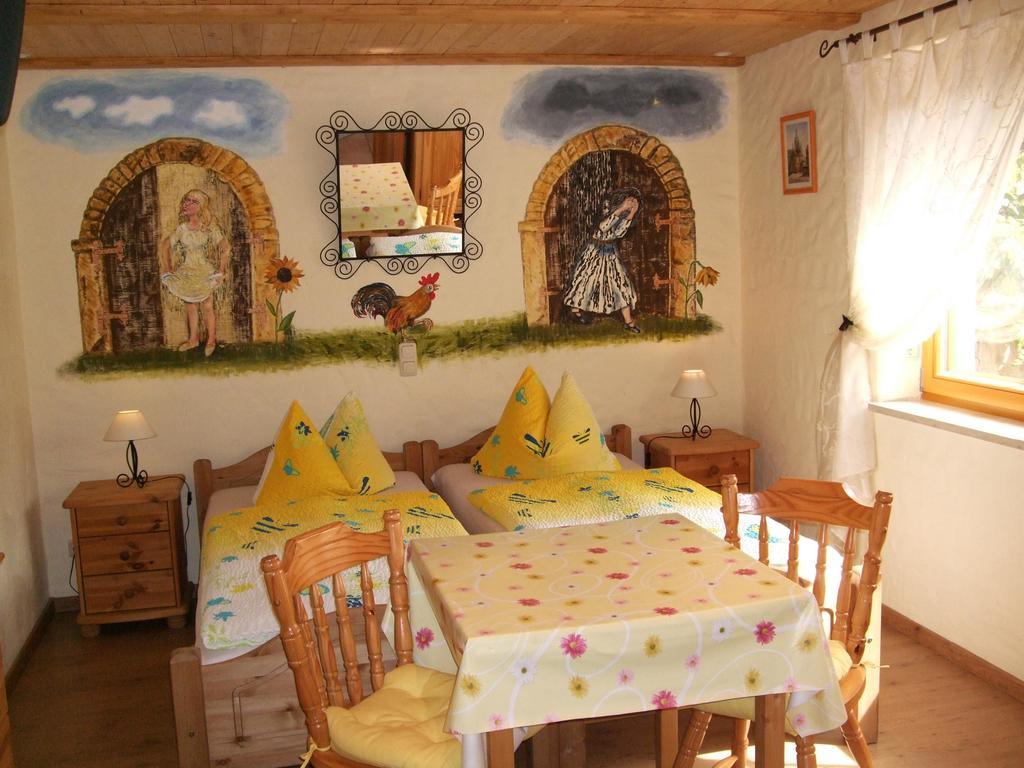 Gaestezimmer Am Maerchenbrunnen Dresde Habitación foto